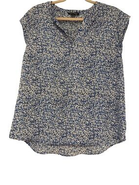 Hilary Radley Blue and WhitePrinted Cap-Sleeve Blouse, M